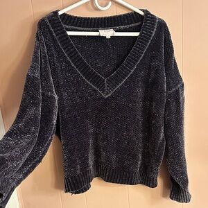 Le Lis Dark Gray V-Neck Sweater